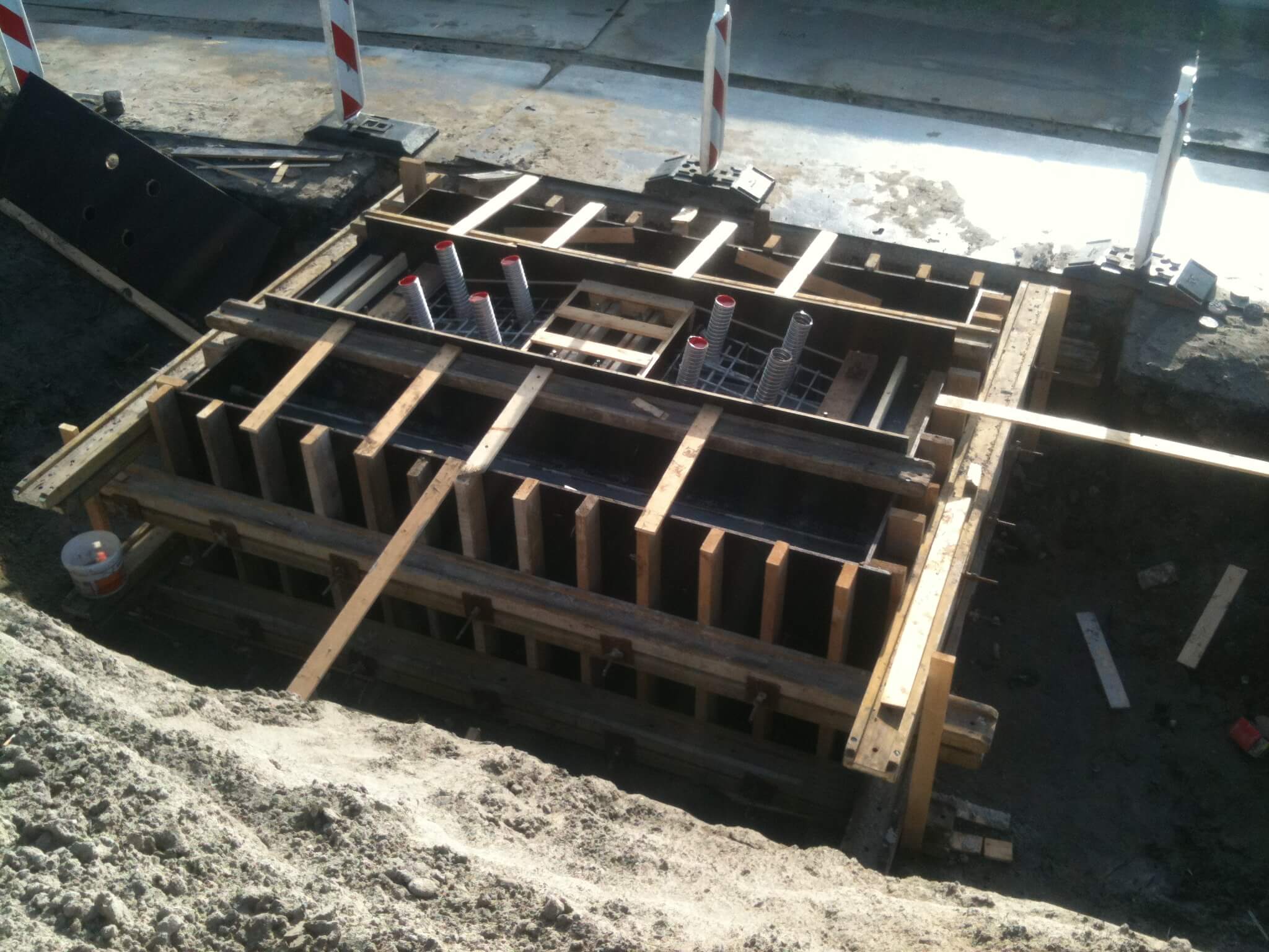 Bekisting%20is%20bijna%20klaar%20om%20beton%20te%20storten