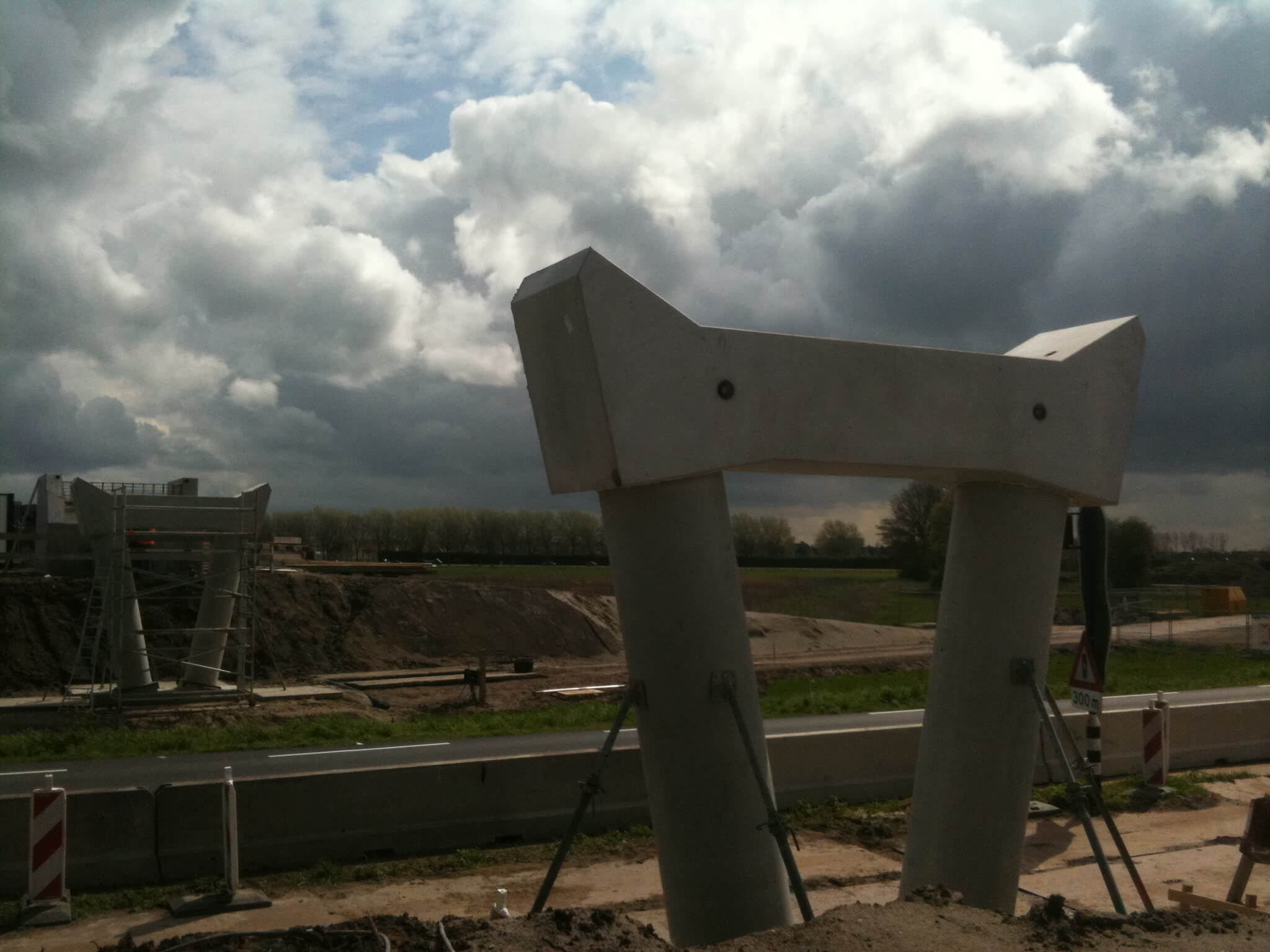 Pijlers%20zijn%20bijna%20gereed